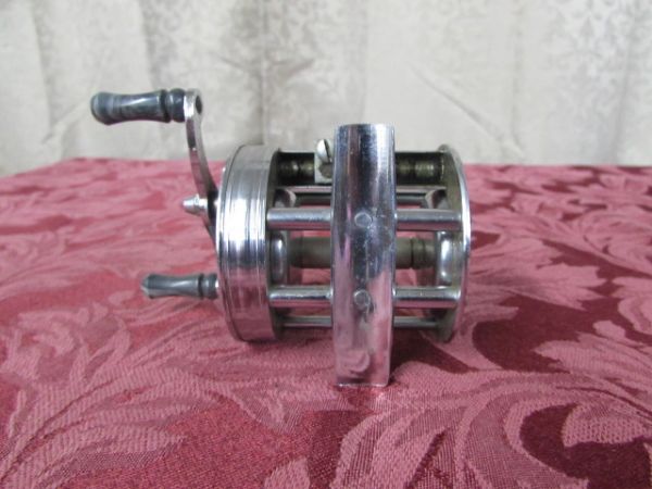 VINTAGE OCEAN CITY FISHING REEL