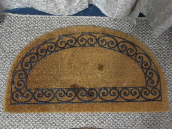 TWO HALF CIRCLE COIR DOOR MATS