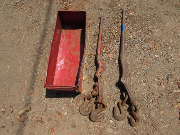 TWO METAL CHAIN BINDERS WITH STORAGE BOX