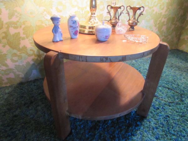MID-CENTURY ROUND WOOD TABLE, BRASS FINISH CANDLEABRA LAMP & MORE
