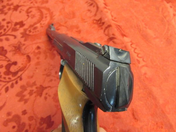 VINTAGE DAISY BB PISTOL