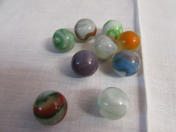 COLORFUL VINTAGE/ANTIQUE MARBLES- DIFFERENT TYPES & SIZES