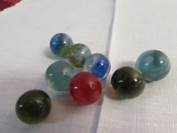 COLORFUL VINTAGE/ANTIQUE MARBLES- DIFFERENT TYPES & SIZES