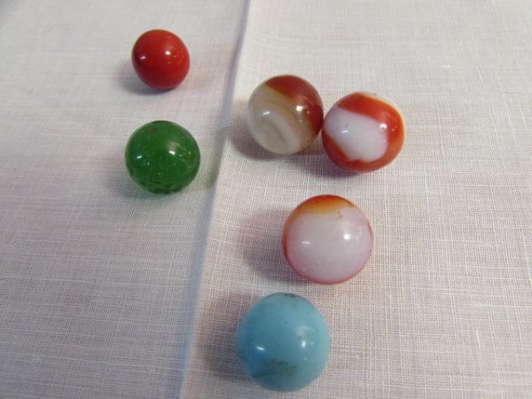 COLORFUL VINTAGE/ANTIQUE MARBLES- DIFFERENT TYPES & SIZES