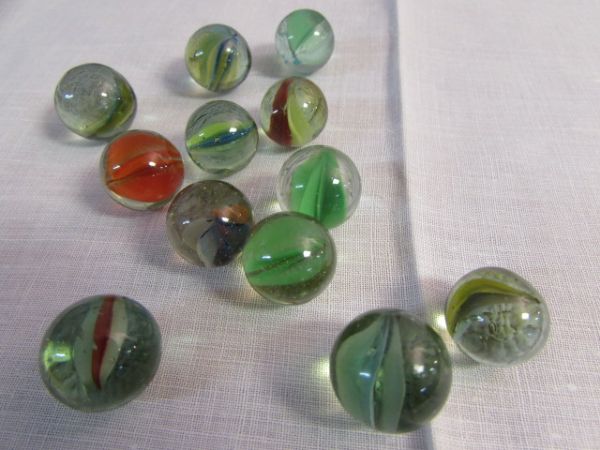 COLORFUL VINTAGE/ANTIQUE MARBLES- DIFFERENT TYPES & SIZES