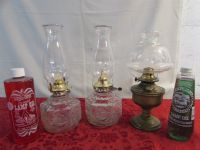 VINTAGE OIL LAMP, 2 GLASS HURRICANE LAMPS & OIL