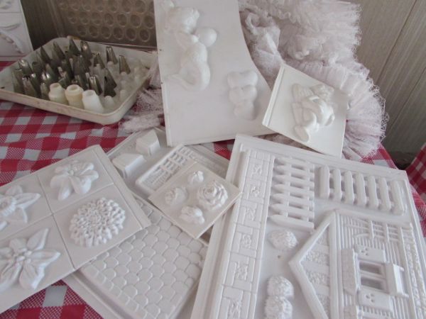 LOADS OF CAKE DECORATING SUPPLIES