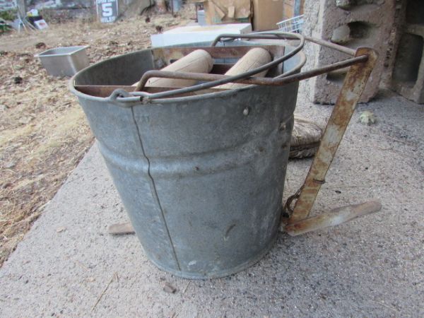 GALVANIZED MOP BUCKET WITH WRINGER, REPLACEMENT MOP HEADS & A VINTAGE HANDLE