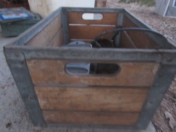 VINTAGE WOOD MILK CRATE WITH WAGNER WARE CAST IRON PAN  -PLUS