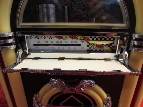 LIMITED EDITION  JUKEBOX REPLICA CROSLEY CR-11 AM/FM RADIO/CASSETTE PLAYER 