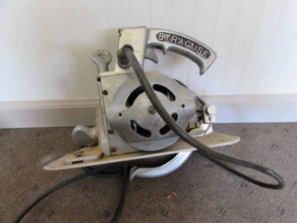 PORTER CABLE SPEEDMATIC SKILL SAW 