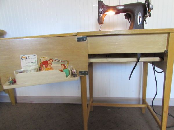 VINTAGE WHITE SEWING MACHINE IN CABINET