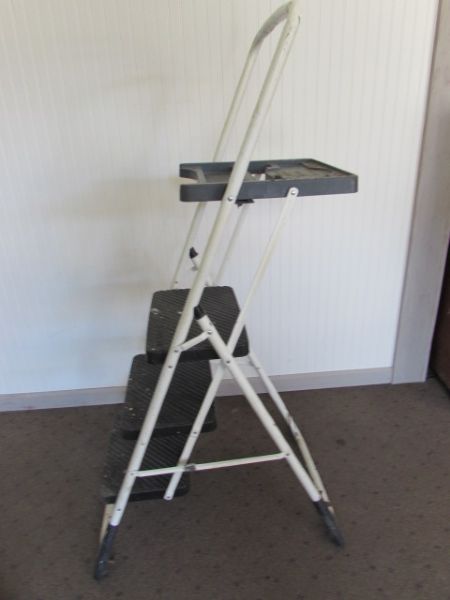 ALUMINUM LADDER & STEP LADDER