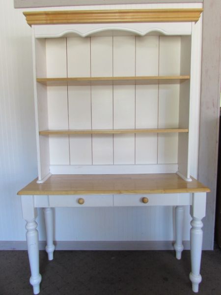 NICE WOOD COUNTRY HUTCH WITH DRAWERS 