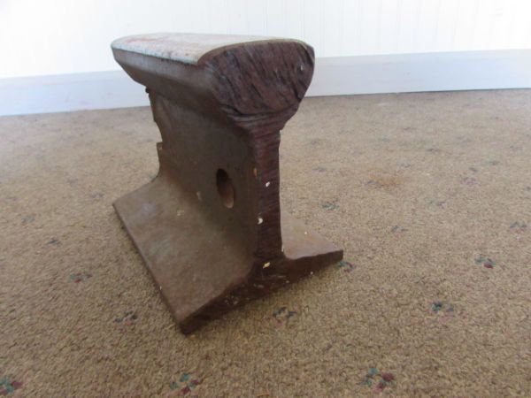 RAILROAD TIE ANVIL