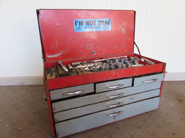 METAL 6 DRAWER TOOL CHEST LOADED WITH TOOLS