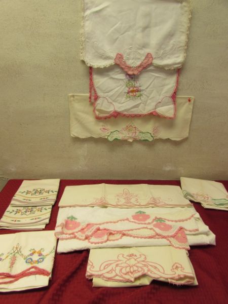 LOVELY VINTAGE LINENS - SHEET, PILLOW CASES & DRESSER SCARVES