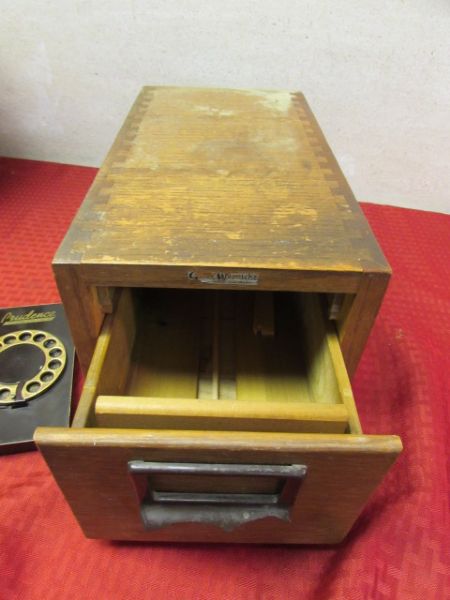 VINTAGE SINGLE DRAWER CARD FILE & A DIAL ADDRESS BOOK