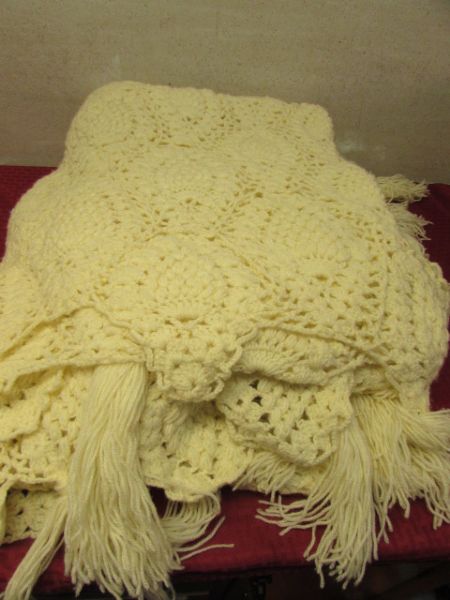 BEAUTIFUL HAND CROCHETED AFGHAN - VERY WELL MADE!