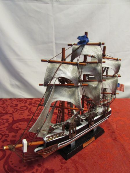  SHIP AHOY!  OLD TIME MODEL SHIP, SHIP IN A BOTTLE & SUBMARINE BOOK