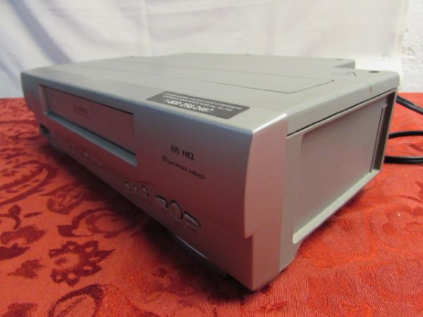 EMERSON DA-4 HEAD VIDEO CASSETTE RECORDER/VCR