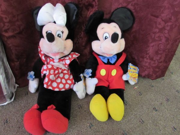 MICKEY & MINNIE MOUSE COLLECTIBLES, BLANKET, PLUSH TOYS, SALT & PEPPER , ALARM CLOCK & MUCH MORE.