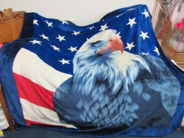 LARGE FURRY AMERICAN FLAG WITH EAGLE BLANKET