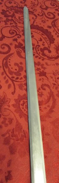 AWESOME MEDIEVAL STYLE SWORD