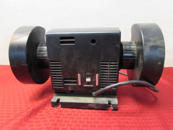 CRAFTSMAN 1/2 HP BENCH GRINDER