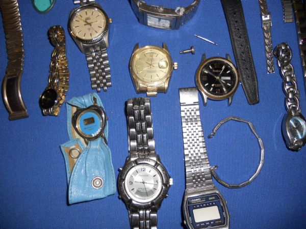 STUNNING WATCH LOT WITH A CLOCK