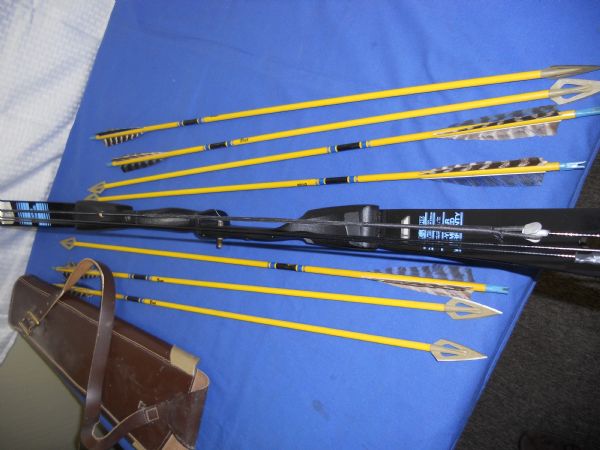 REALLY COOL CYCLONE BOW W/ARROWS AND QUIVER.
