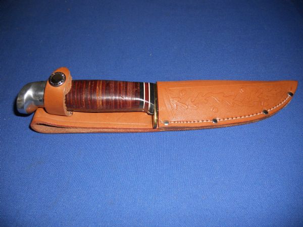 AN AUTHENTIC WESTERN KNIFE