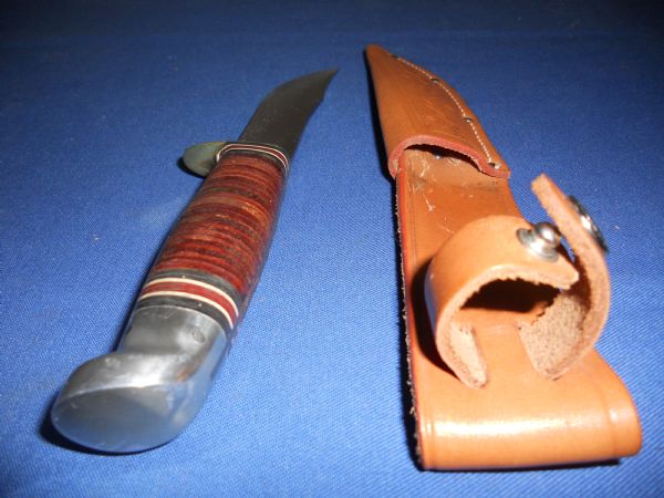 AN AUTHENTIC WESTERN KNIFE