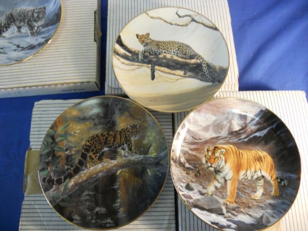 SEVEN PIECE TIGER BEAUTIFUL PLATES