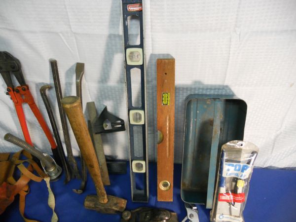 GREAT BIG LOT OF TOOLS 