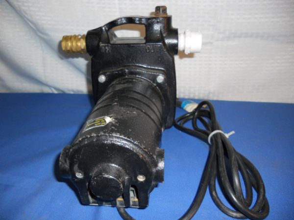 PORTABLE 110 VOLT LIQUID PUMP