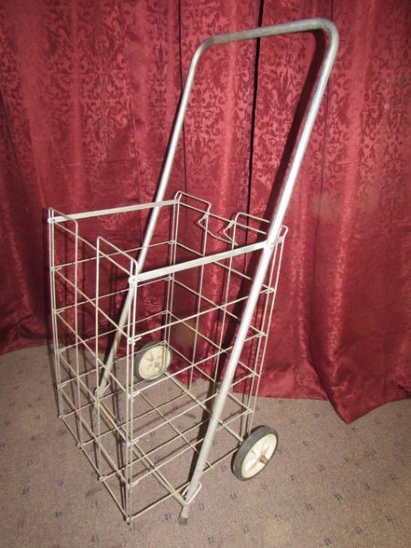 FOLDING METAL SHOPPING CART 