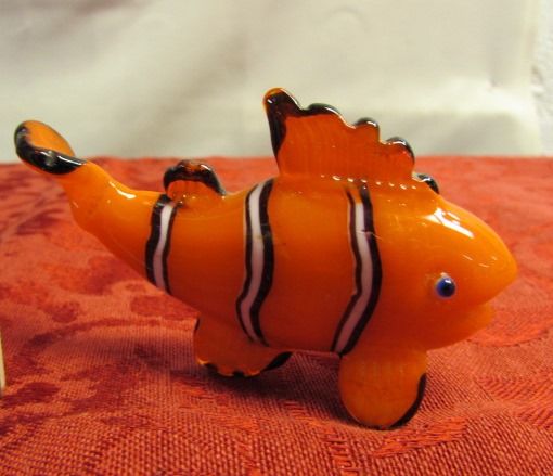 NEMO HAS BEEN FOUND!  FITZ & FLOYD GLASS MENAGERIE CLOWN FISH