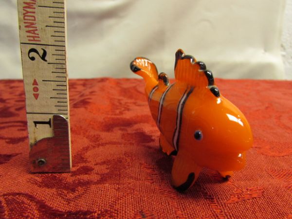 NEMO HAS BEEN FOUND!  FITZ & FLOYD GLASS MENAGERIE CLOWN FISH