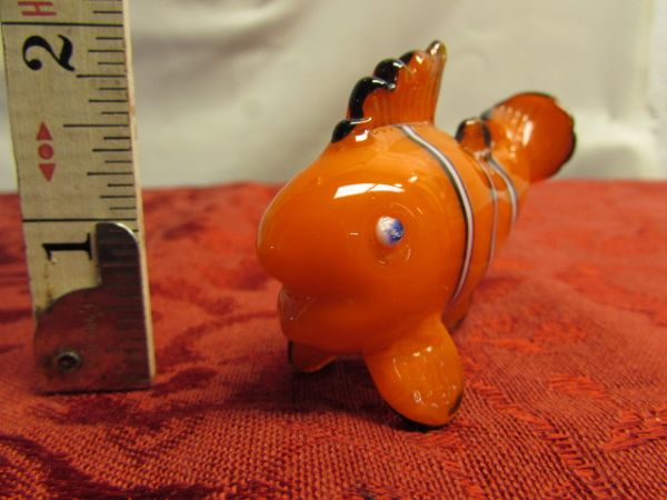 NEMO HAS BEEN FOUND!  FITZ & FLOYD GLASS MENAGERIE CLOWN FISH