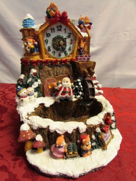 MERRY MERRY!  SANTA'S WORKSHOP PORCELAIN FOUNTAIN CLOCK