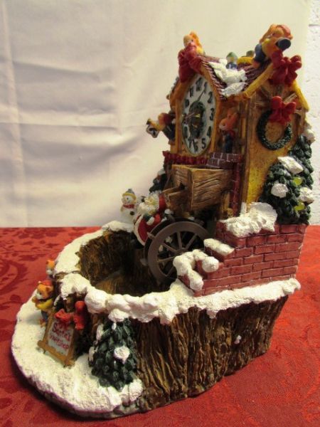 MERRY MERRY!  SANTA'S WORKSHOP PORCELAIN FOUNTAIN CLOCK