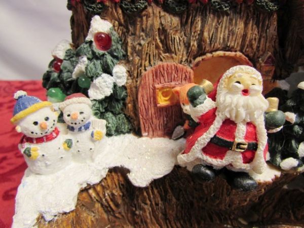 MERRY MERRY!  SANTA'S WORKSHOP PORCELAIN FOUNTAIN CLOCK