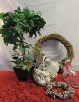 BEAUTIFUL DÉCOR FOR YOUR HOME & YARD, SOLAR FAIRY, GLASS HUMMING BIRD FEEDER, FAUX POTTED IVY & WREATHS
