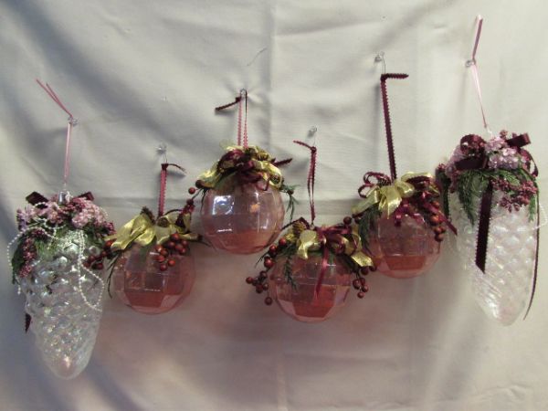 EXQUISITE OVERSIZE VICTORIAN STYLE CHRISTMAS ORNAMENTS 