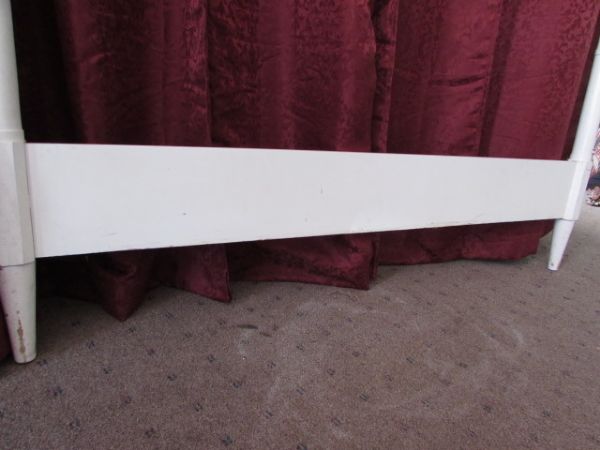 FULL SIZE WHITE CANOPY BED