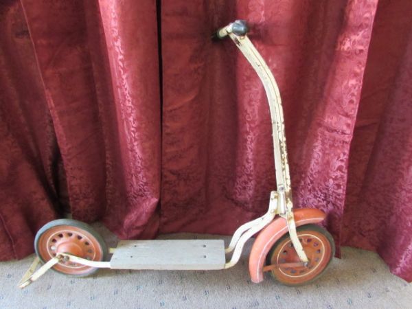 VINTAGE HAMILTON GREYHOUND PUSH SCOOTER