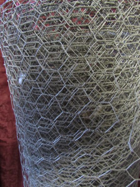 ROLL OF 4' WIDE CHICKEN WIRE