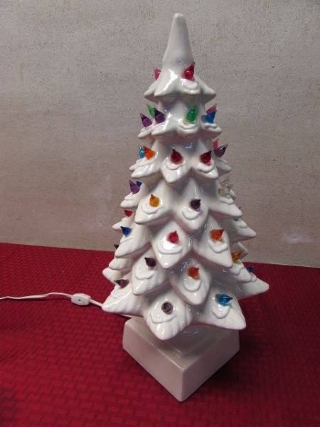 CERAMIC LIGHTED CHRISTMAS TREE