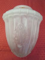 VINTAGE/ANTIQUE VICTORIAN STYLE LIGHT SHADE